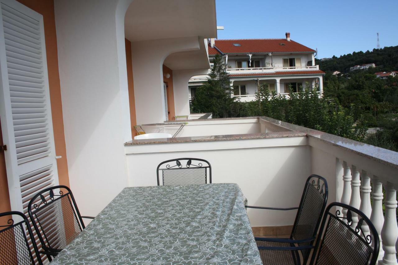 Apartments Sandra Palit Exterior foto